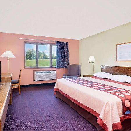 Super 8 By Wyndham Sturgeon Bay Hotel Kültér fotó