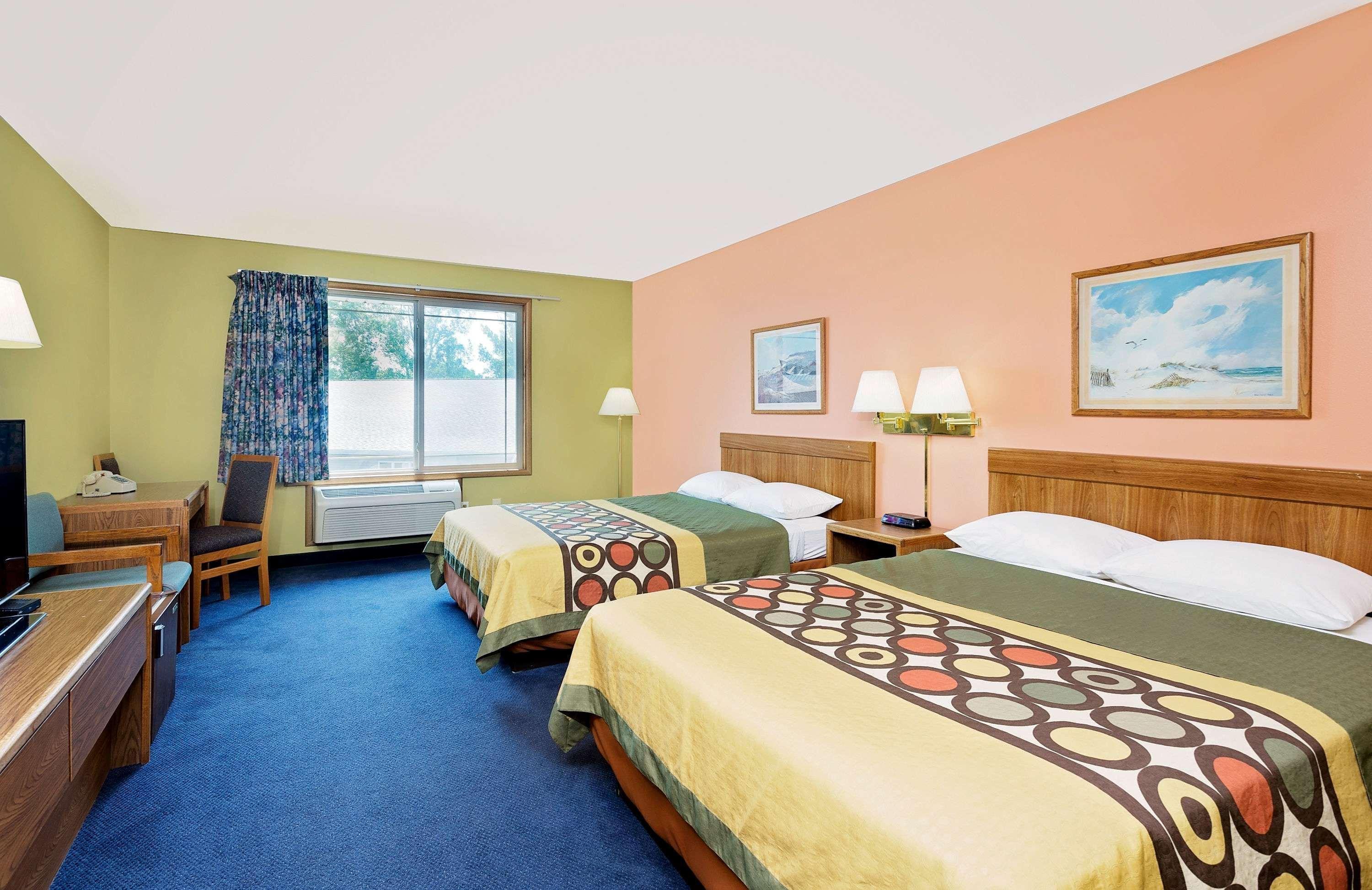 Super 8 By Wyndham Sturgeon Bay Hotel Kültér fotó