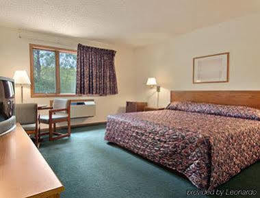 Super 8 By Wyndham Sturgeon Bay Hotel Kültér fotó